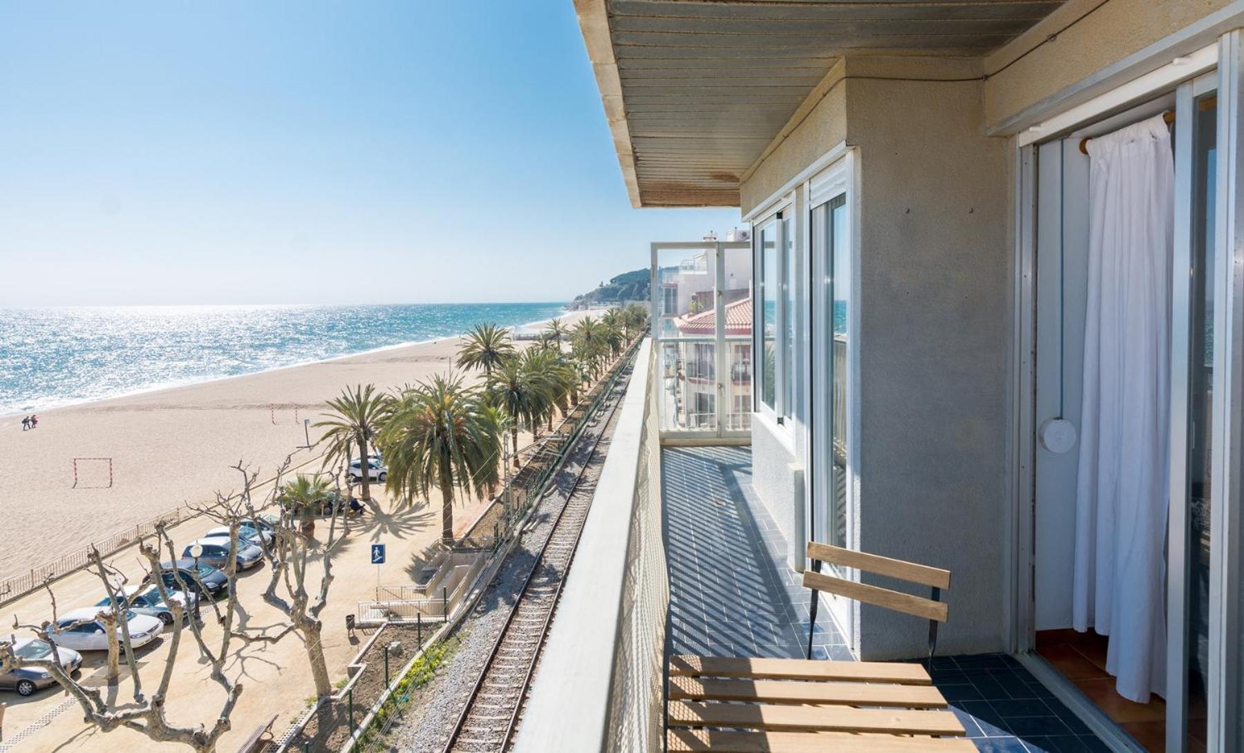 HomeHolidaysRentals Etoile Calella Eksteriør billede
